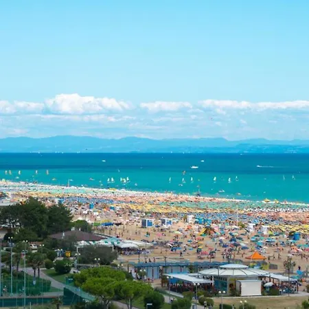 Flat With Parking Space And Shared Pool * Bibione