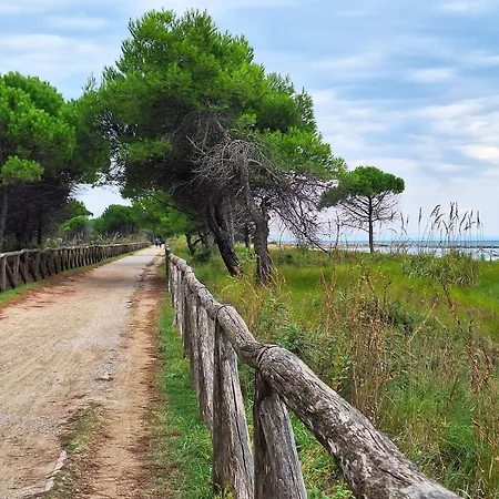 Flat With Parking Space And Shared Pool * Bibione
